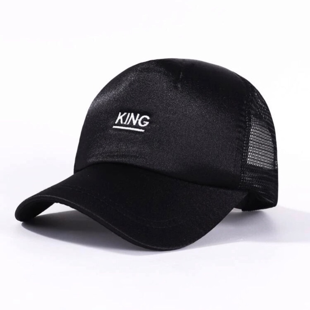 Boy “King” snap back hat